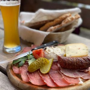 Trentino_Dolomites_Food_Tyroelan_Merenda_Dish_Oddle_View