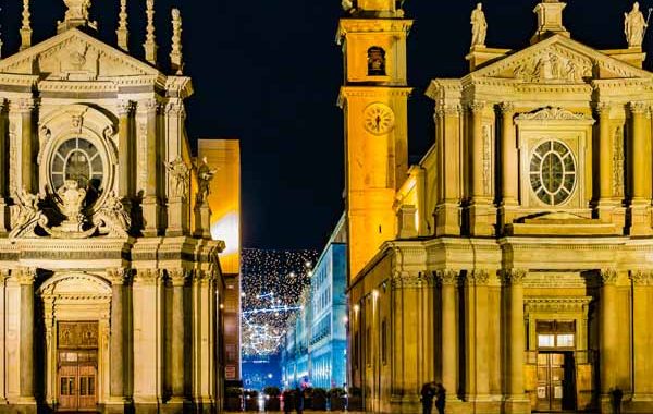 Piedmont_Turin_San_Carlo_Square_Christmas_Lights