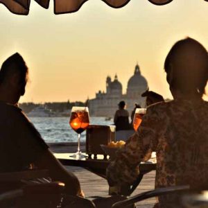 Italy_Food_Venice_Aperitiv_Couple_People